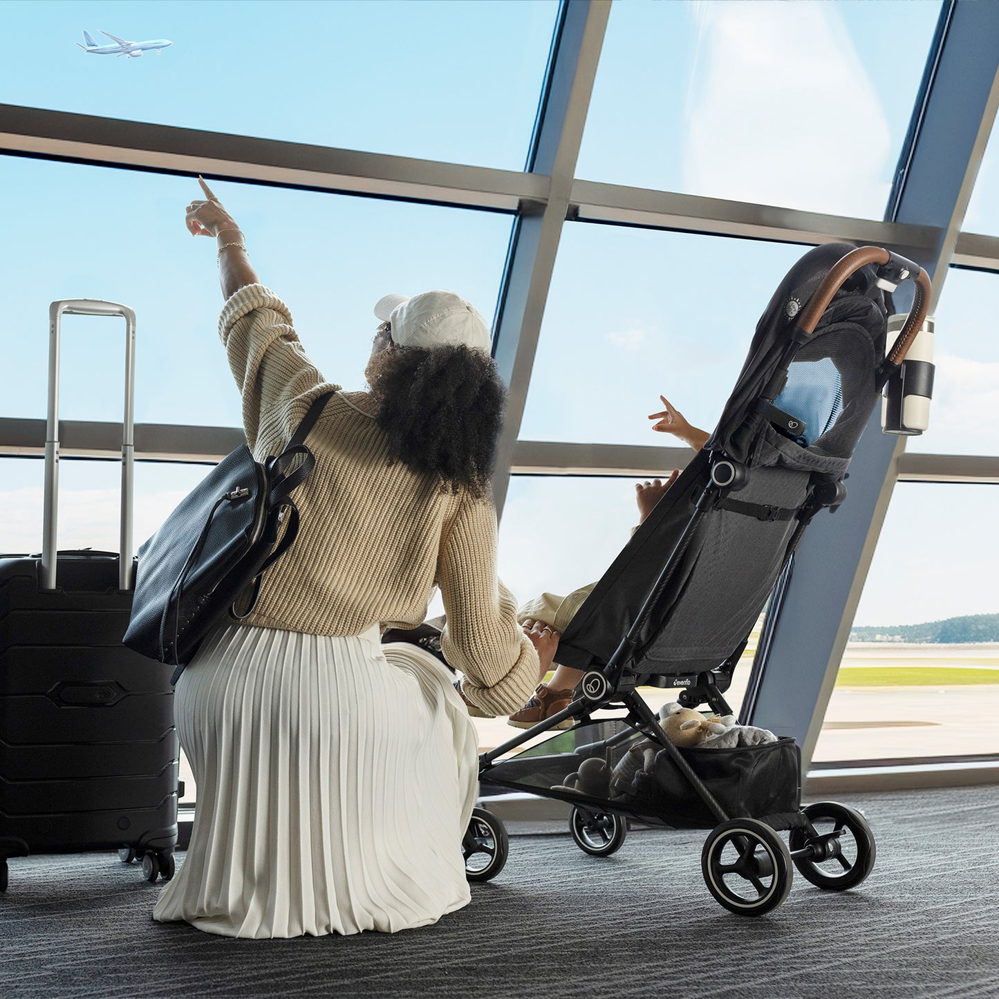 🔥 HOT DEAL🔥 Evenflo - Hummingbird Ultra-Lightweight Carbon Fiber Stroller - Caslon Green