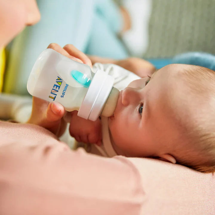 Philips Avent - Anti-Colic Baby Bottle with AirFree Vent Gift Set