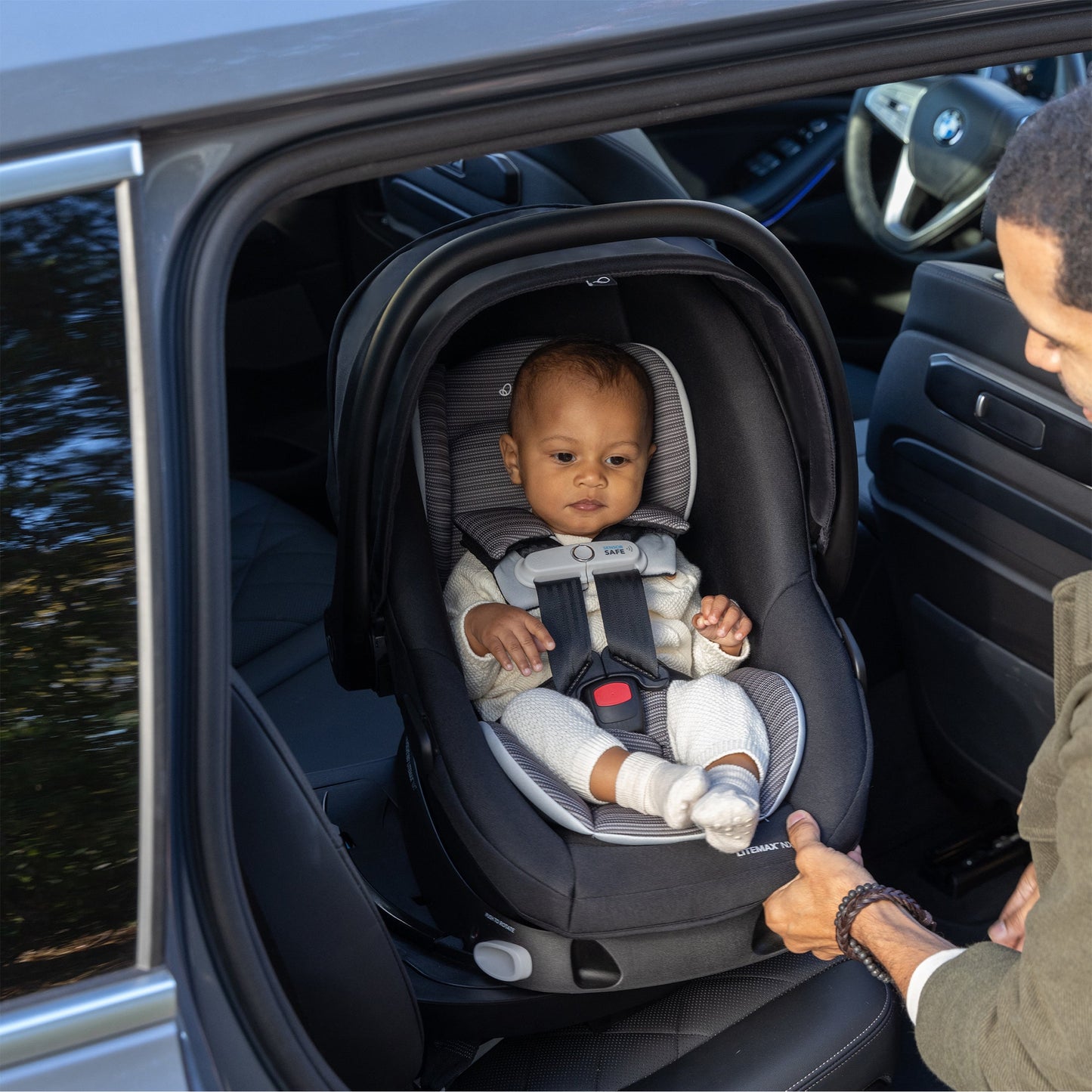 Evenflo - Revolve180 LiteMax NXT Rotational Infant Car Seat (Cinder Gray)