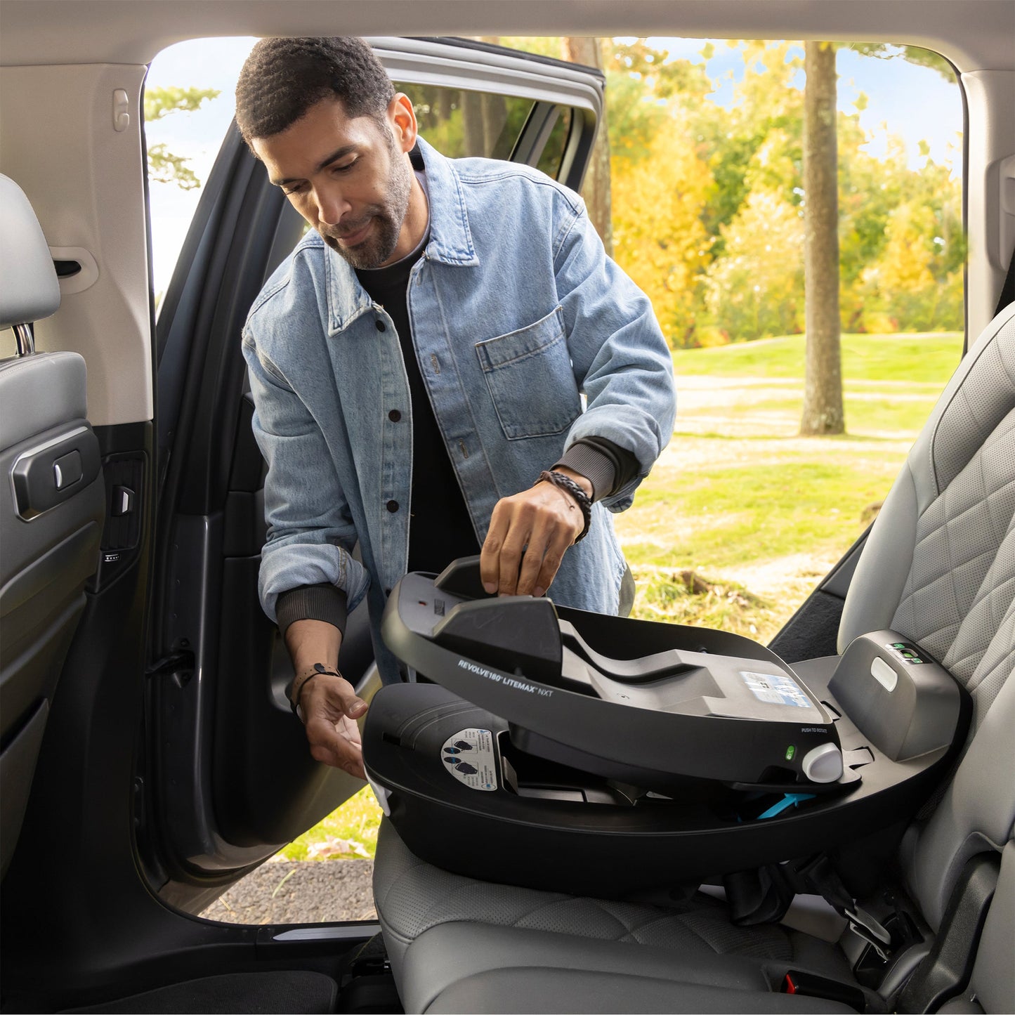 Evenflo - Revolve180 LiteMax NXT Rotational Infant Car Seat (Cinder Gray)