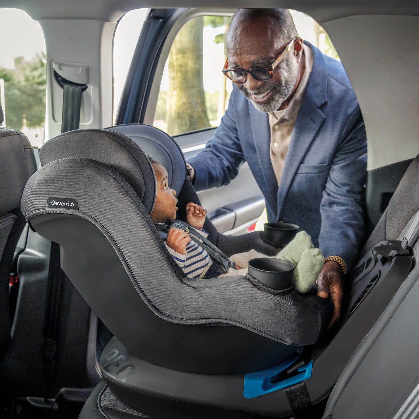 Evenflo - REO by Revolve360 Rotational Convertible Car Seat (Brookline)