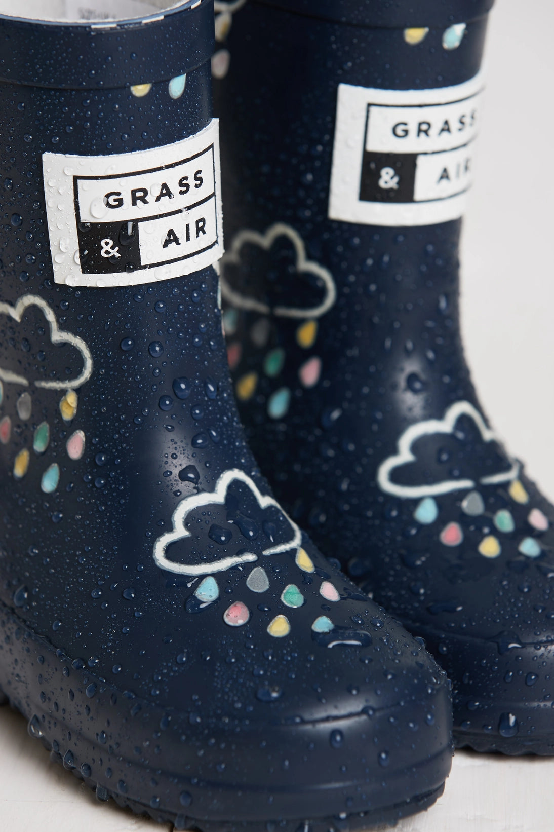 Grass & Air - Colour Changing Rain Boots (Wellies) - Navy