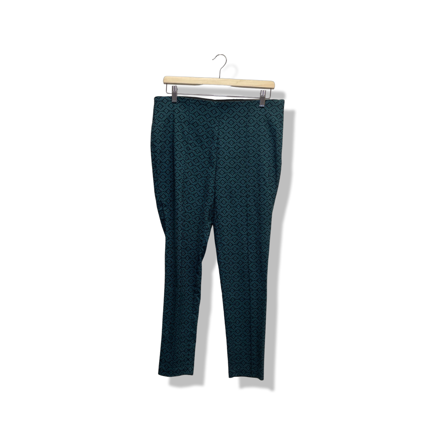 Medium - Structured Pants
