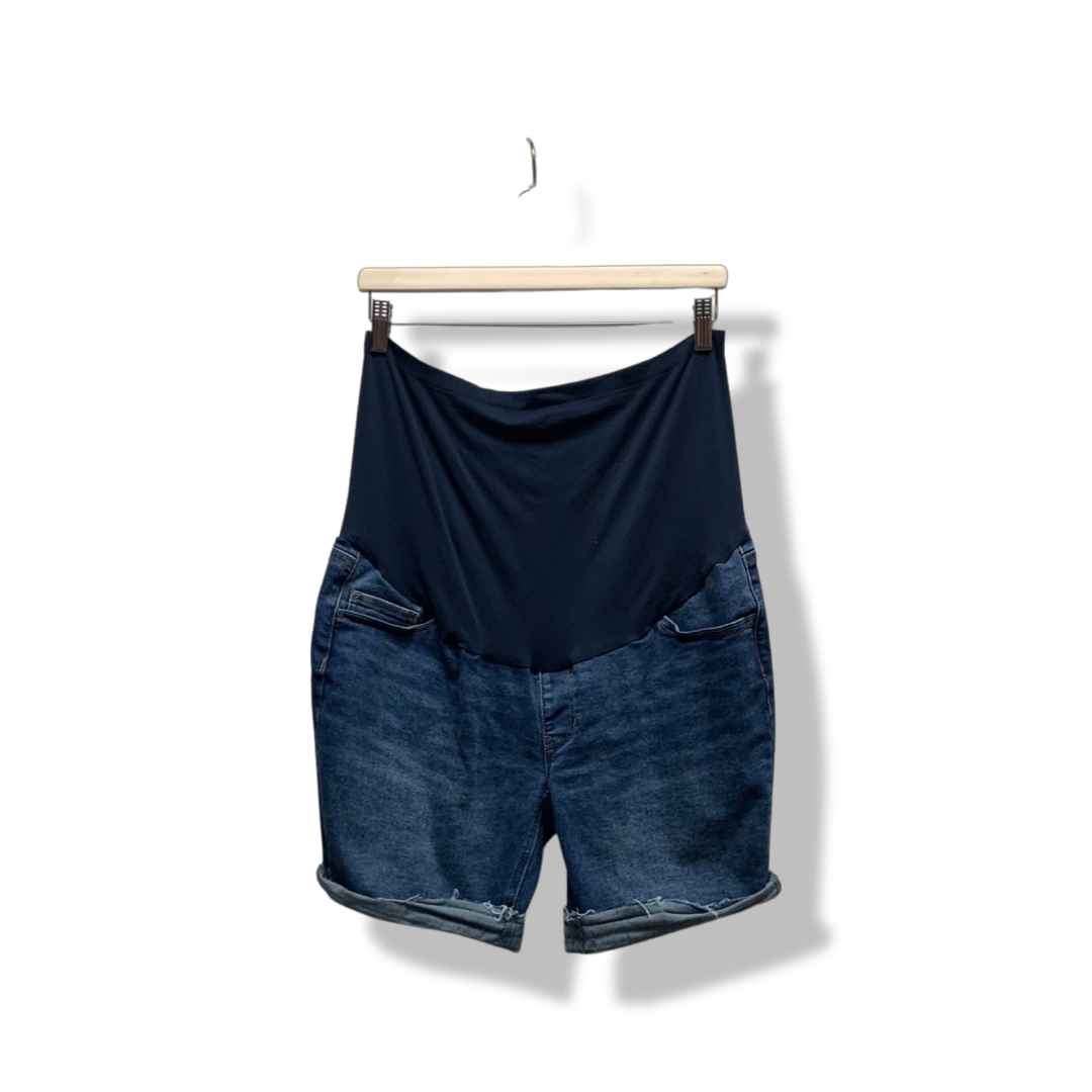 Large - Jean Shorts