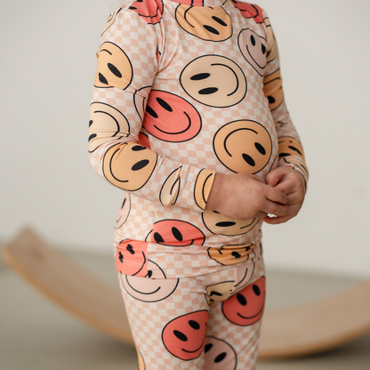 Pip + Phee - 2 Piece Bamboo Sets | LE Prints #4: Peach-smiley / 2T / Long Sleeves/Long Pants