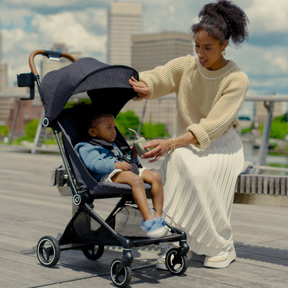 🔥 HOT DEAL🔥 Evenflo - Hummingbird Ultra-Lightweight Carbon Fiber Stroller - Crest Gray