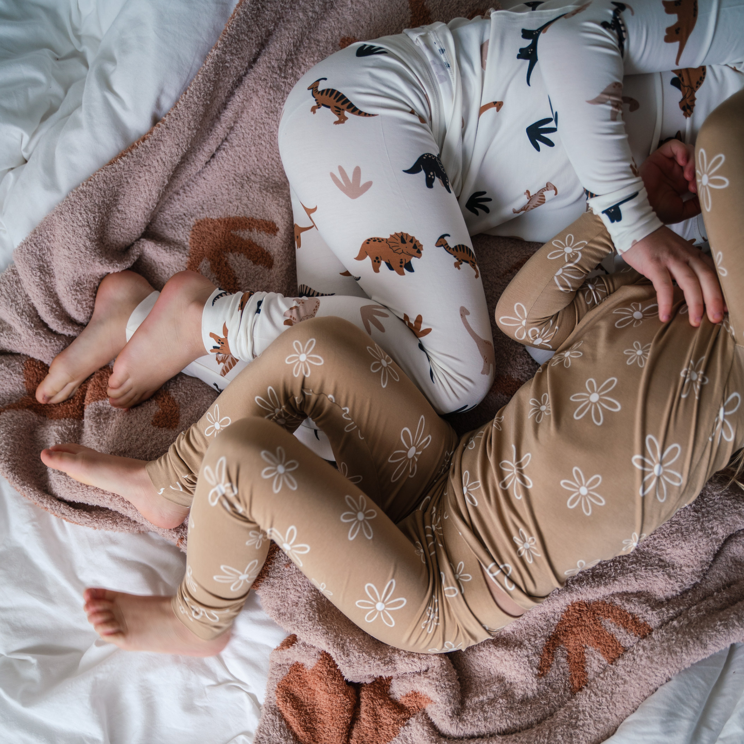 Pip + Phee - 2 Piece Bamboo Sets | LE Prints #4: Peach-smiley / 3T / Long Sleeves/Long Pants