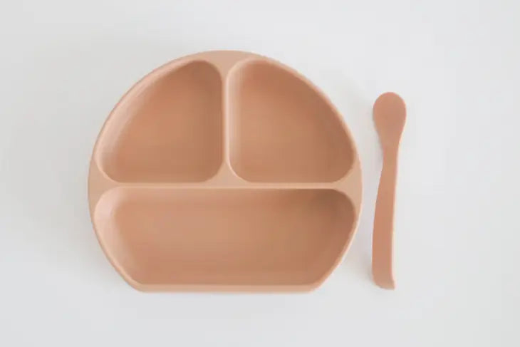 The Saturday Baby - Silicone Suction Plate With Lid and Spoon
