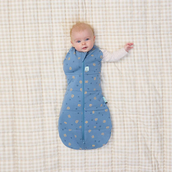 Ergo Baby - Cocoon Swaddle Sack 2.5 Tog - Petite Pretzel