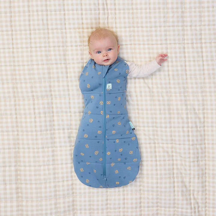 Ergo Baby - Cocoon Swaddle Sack 2.5 Tog - Petite Pretzel