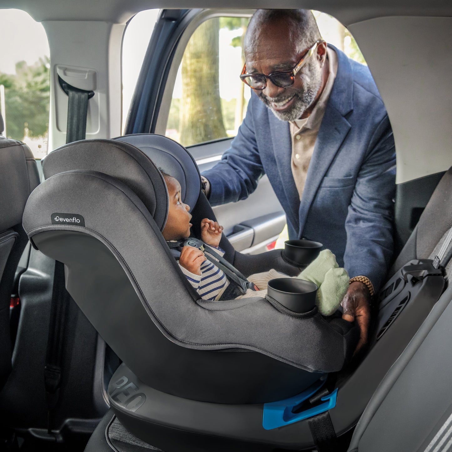 Evenflo - REO by Revolve360 Rotational Convertible Car Seat (Brookline)