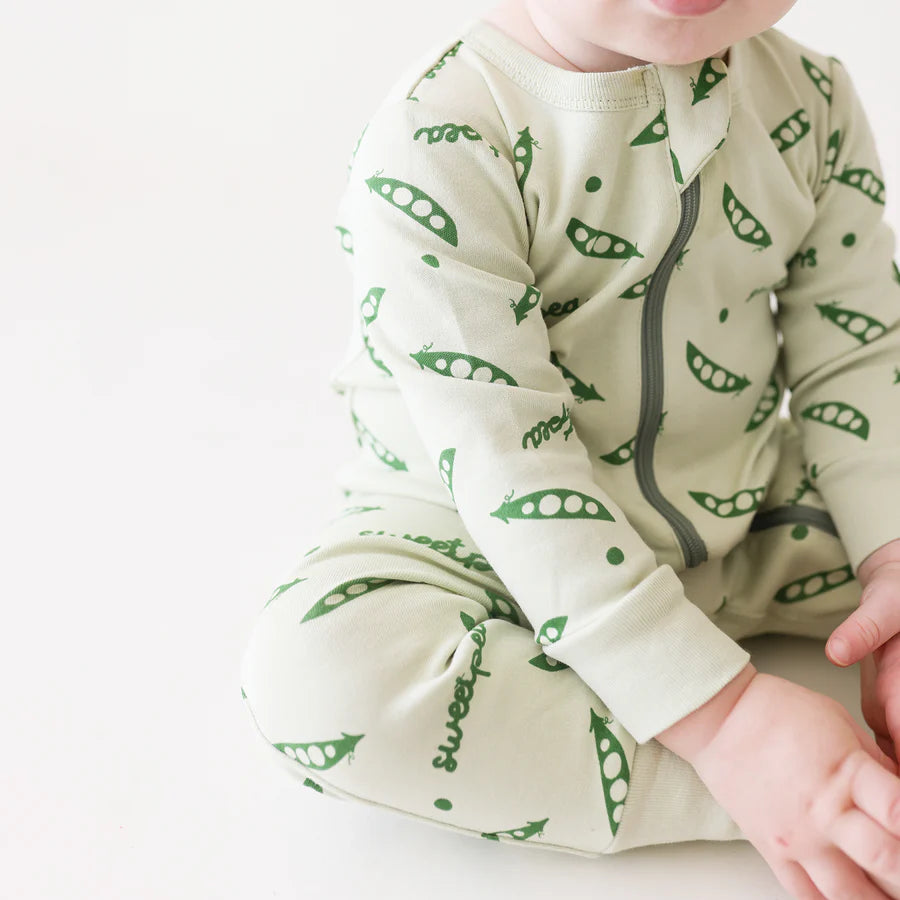 🥬 Sweet Pea - Parade Organics - Organic Signature '2-Way' Zip Romper