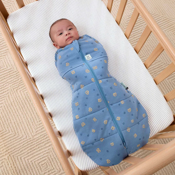 Ergo Baby - Cocoon Swaddle Sack 2.5 Tog - Petite Pretzel