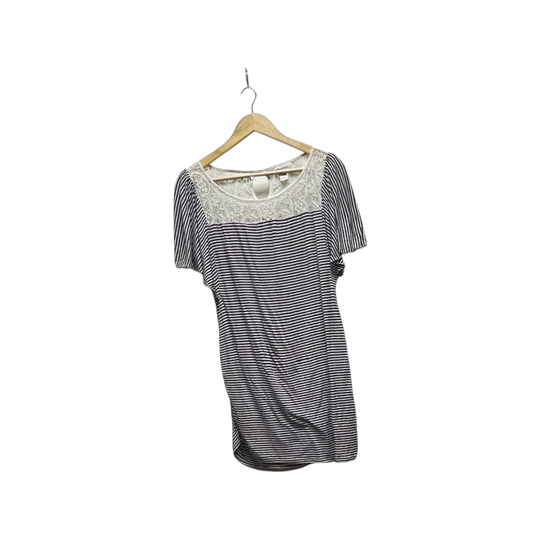 Large - Short Sleeve Top