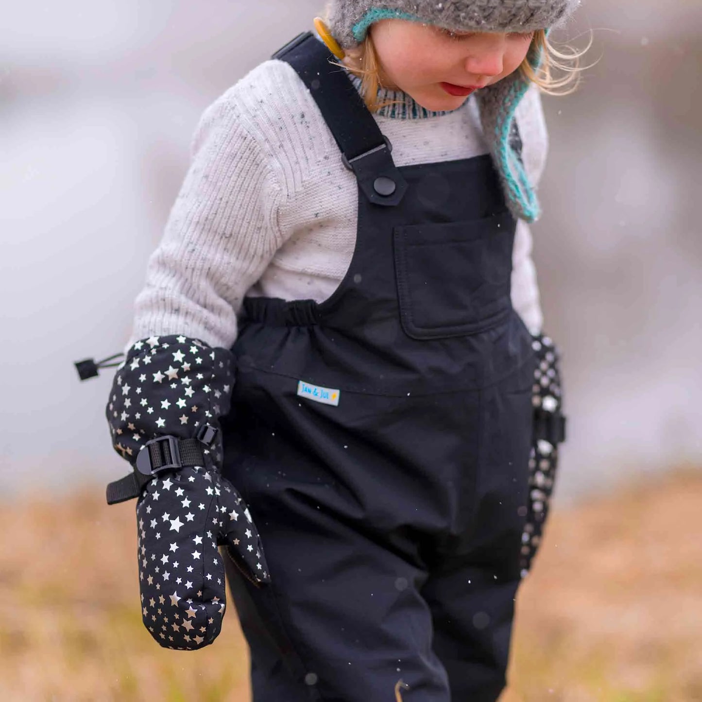 Jan + Jul - Toasty-Dry Waterproof Snow Mittens - Black Star